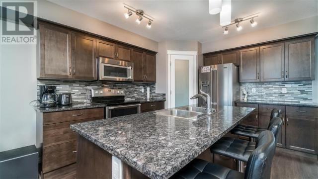 940 - 940 Bradley Street - 1 - Photo 2 of 12