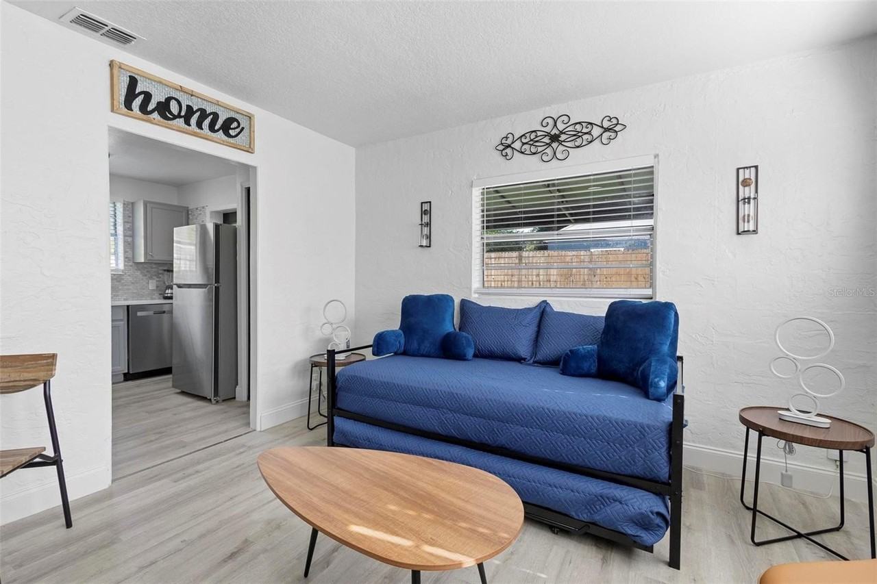 2600 S Crystal Lake Dr - Photo 6 of 41