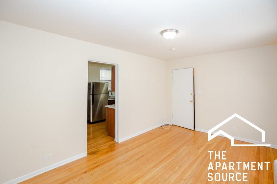 5011 W Cermak Rd #9 - Photo 4 of 6