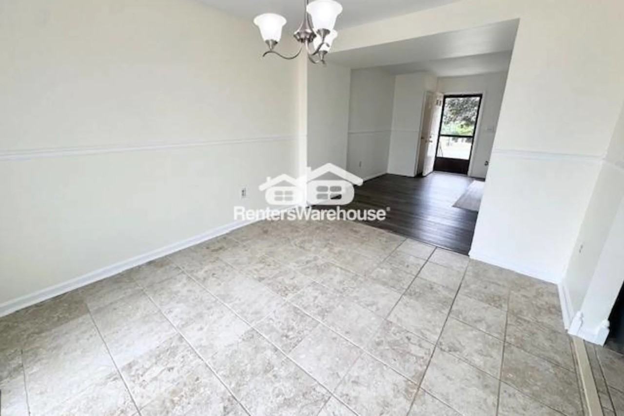 457 Logan Dr - Photo 3 of 25