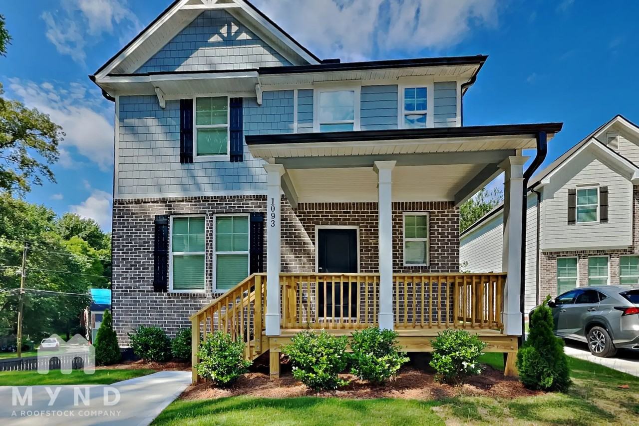 1093 Thomasville Estate Way - Photo 3 of 25