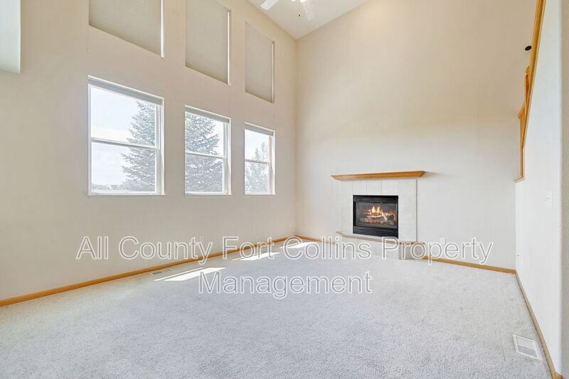 7405 View Pointe Dr - Photo 3 of 17
