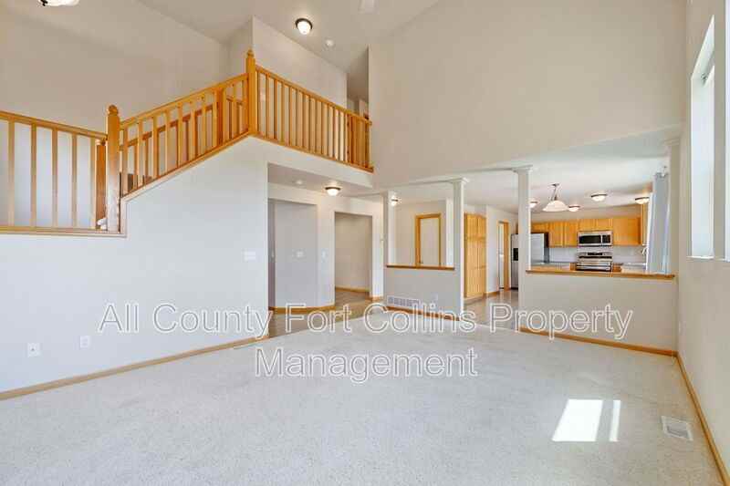 7405 View Pointe Dr - Photo 4 of 17