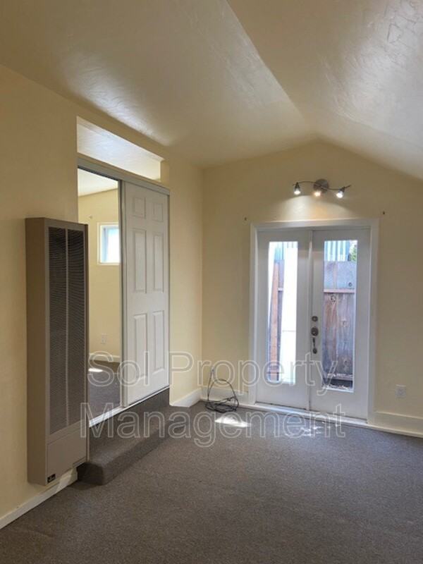 4452 Soquel Dr - Photo 3 of 13