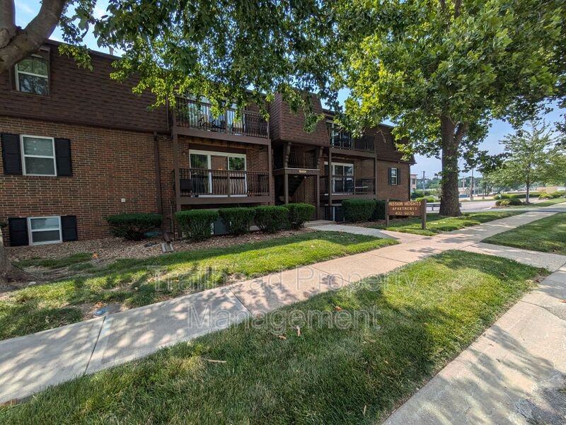 5801 Woodson St #101 - Photo 2 of 19