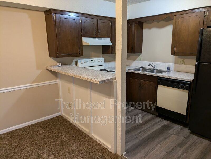 5801 Woodson St #101 - Photo 7 of 19