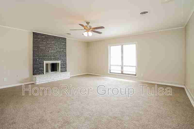3016 S Joplin Pl - Photo 3 of 18