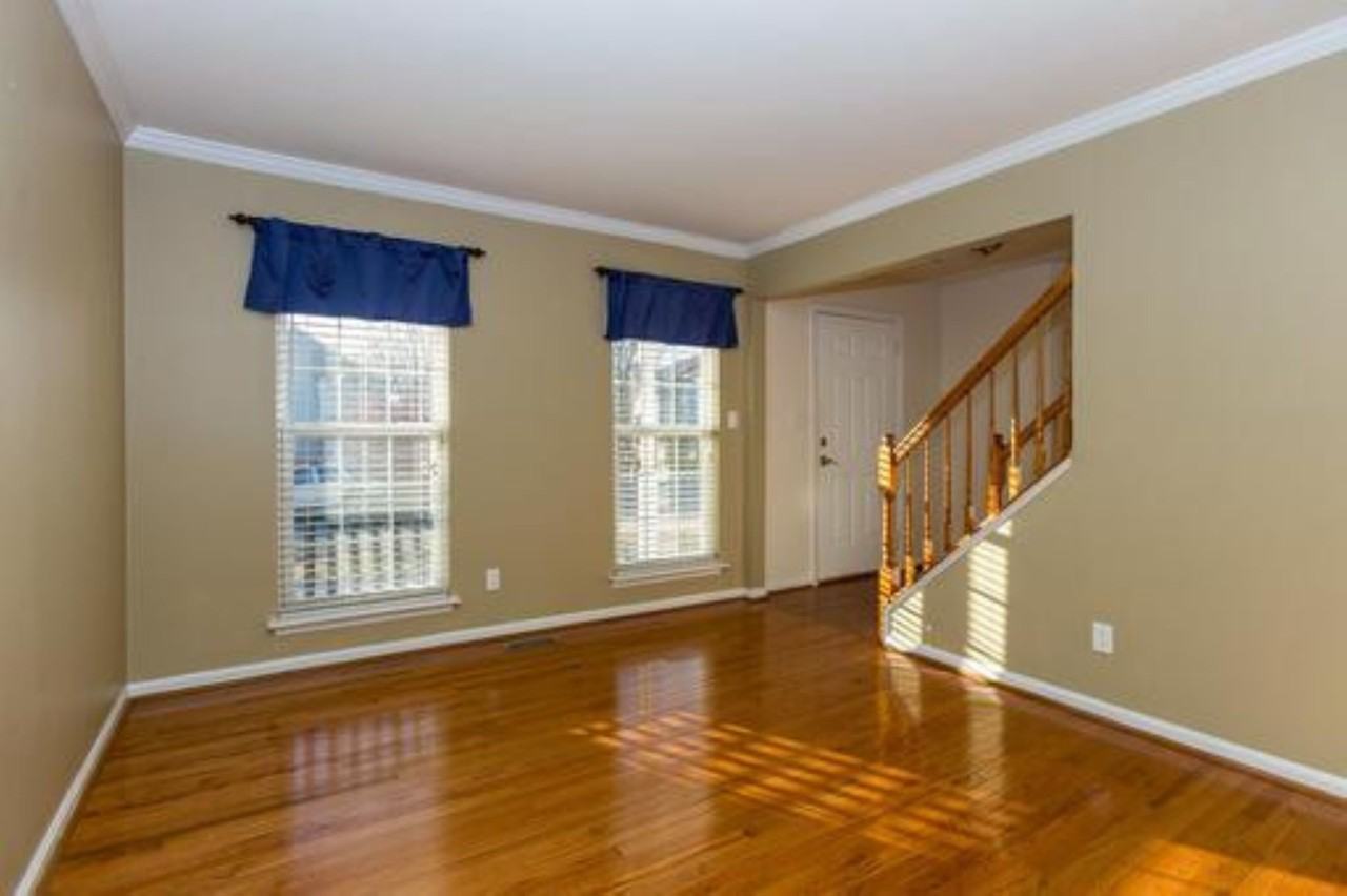 8 Watermill Ct - Photo 2 of 27