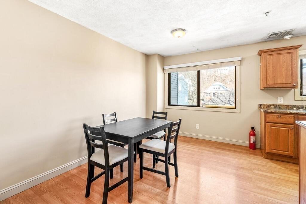 62 Crestview Dr #62 - Photo 3 of 17