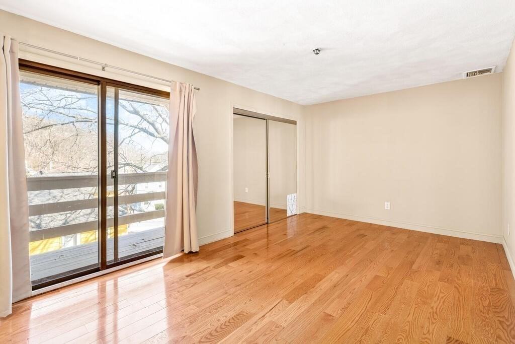 62 Crestview Dr #62 - Photo 5 of 17