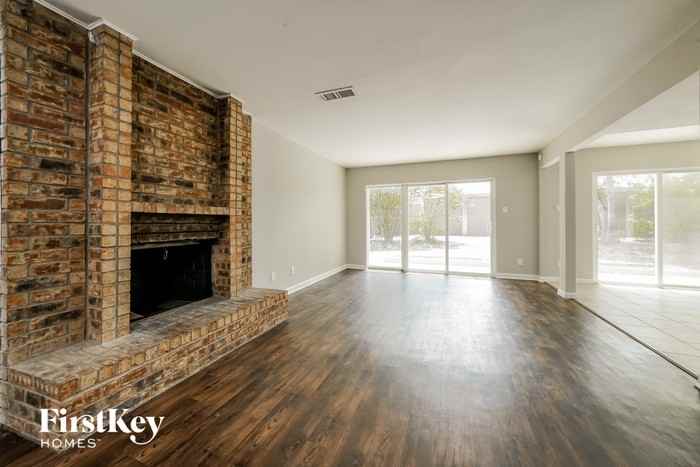 5 Shasta Dr - Photo 2 of 15