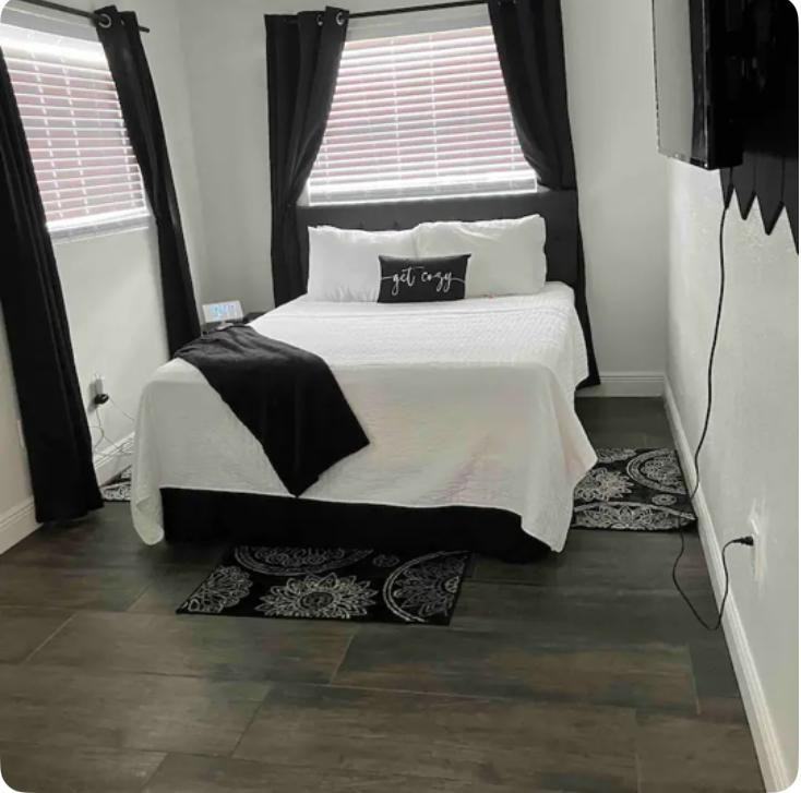 3301 19th Avenue West - Photo 4 of 6