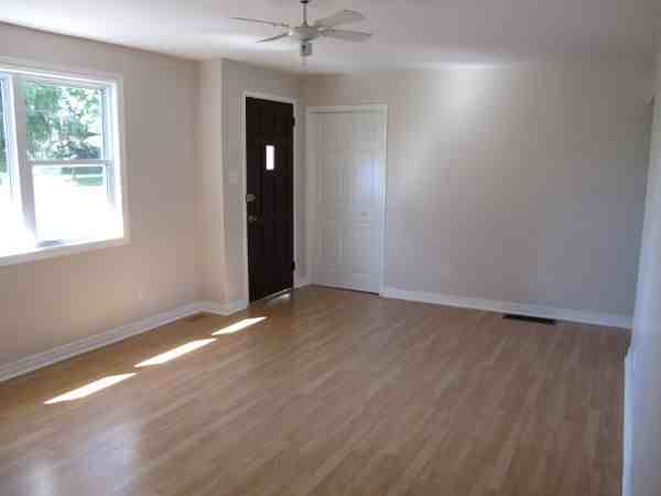 108 Queen Street - 1 - Photo 3 of 17