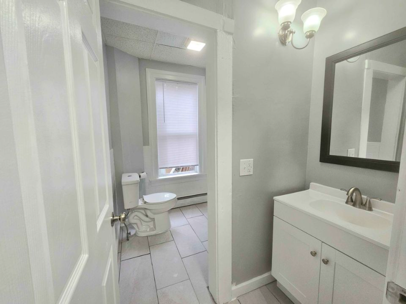 200 Chapin St - Photo 3 of 11