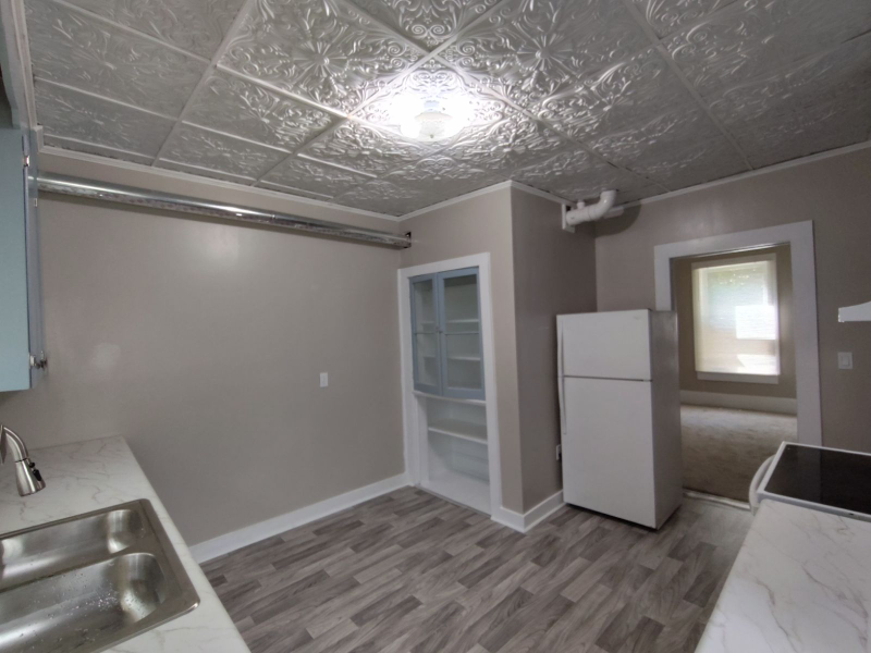 00 Washington Ave #A - Photo 3 of 7