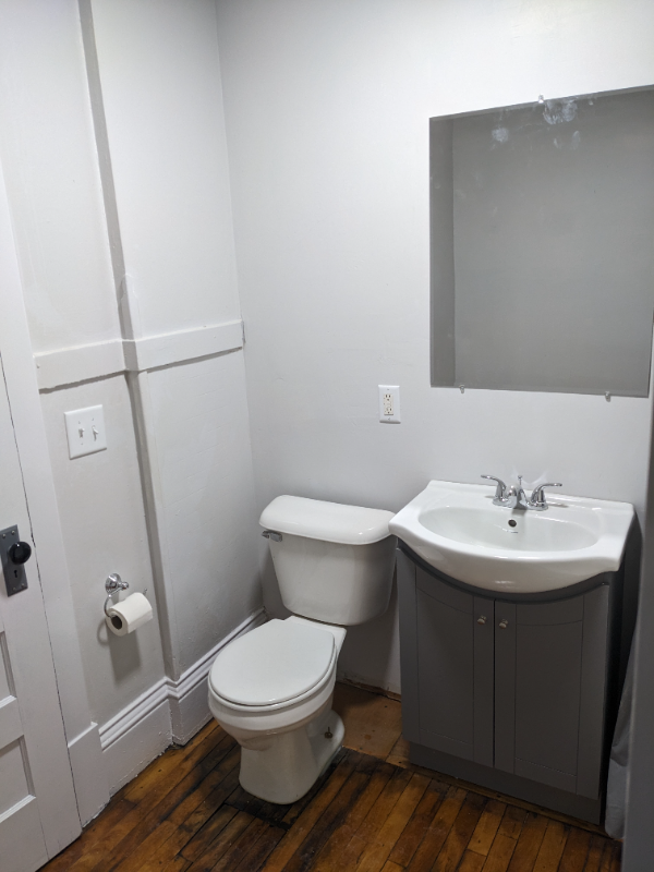 3122 Morgan Ave N - Photo 3 of 8