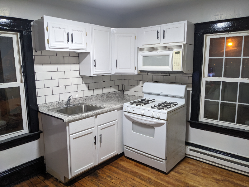 3122 Morgan Ave N - Photo 6 of 8