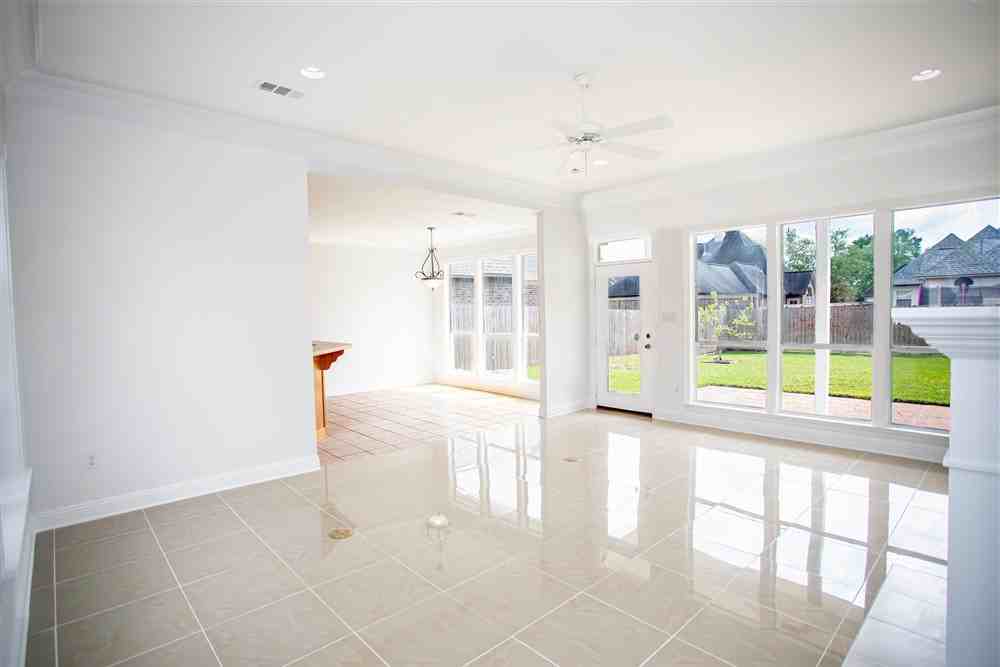 10562 Oakley Trace Dr #NA - Photo 5 of 20