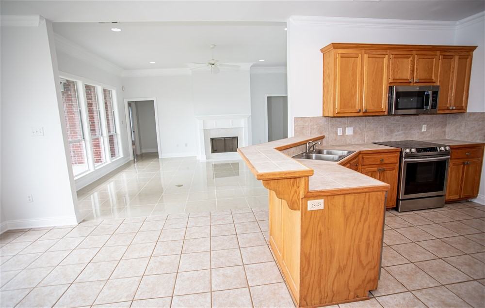 10562 Oakley Trace Dr #NA - Photo 7 of 20