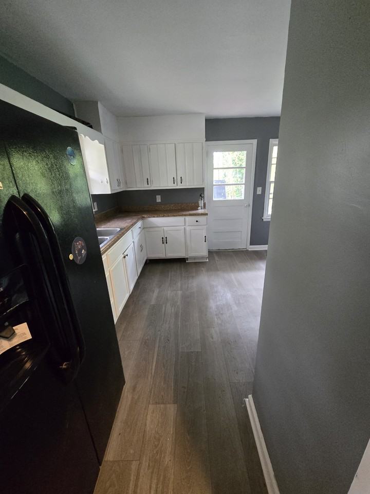 1917 Penelope Rd Nw #NA - Photo 2 of 21