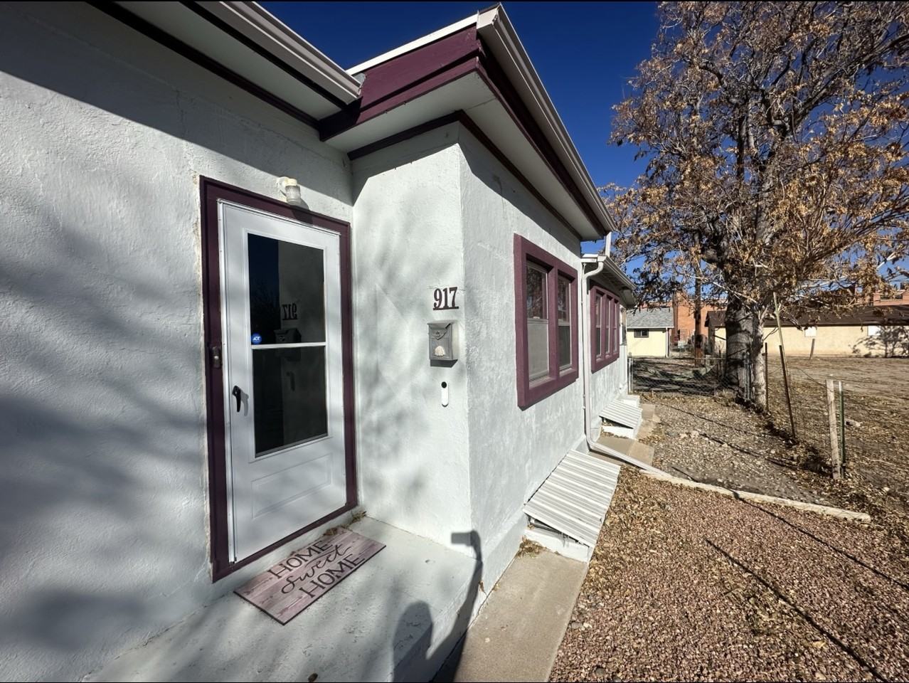 917 W Evans Ave #917 - Photo 2 of 26