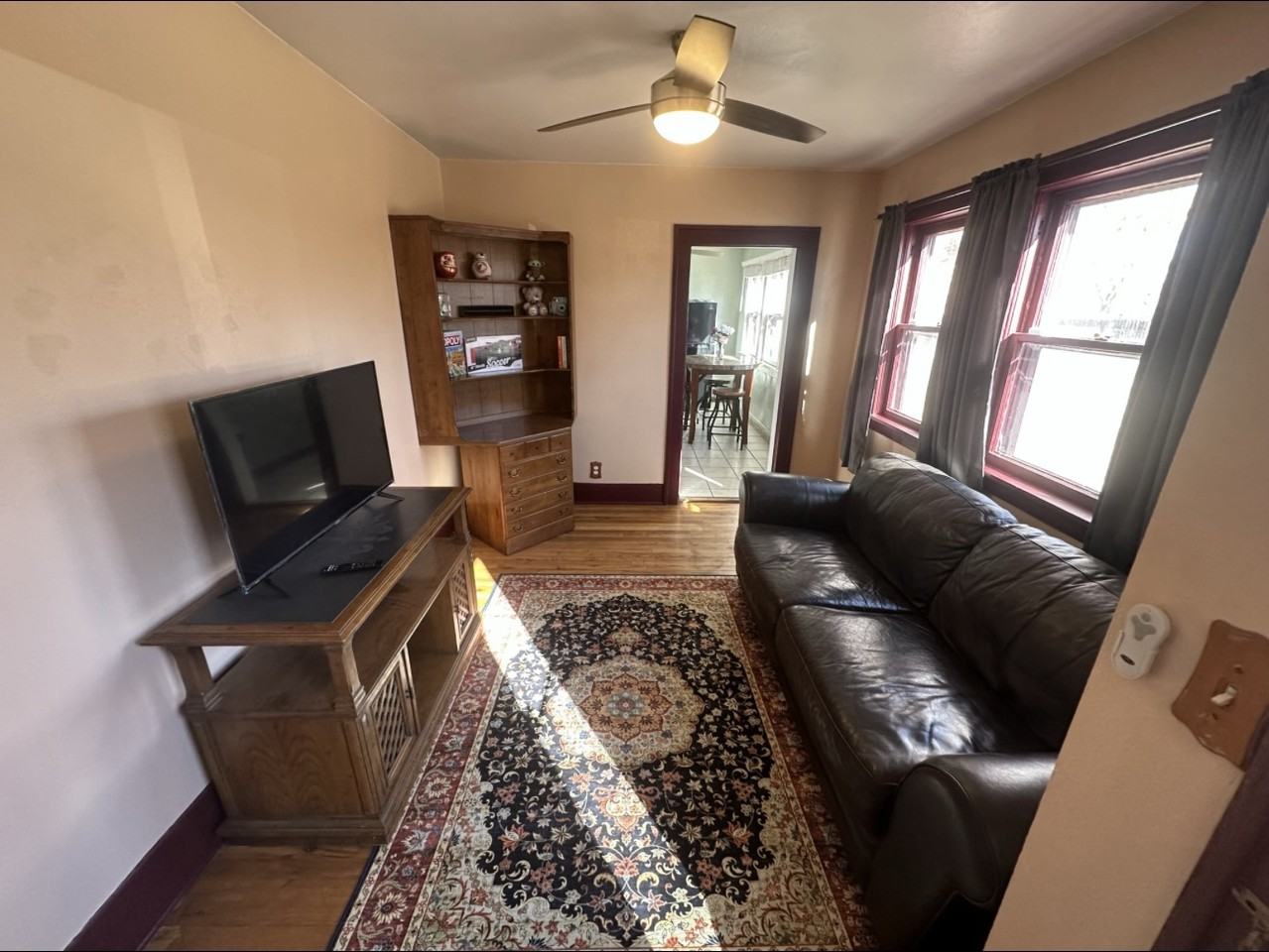 917 W Evans Ave #917 - Photo 3 of 26