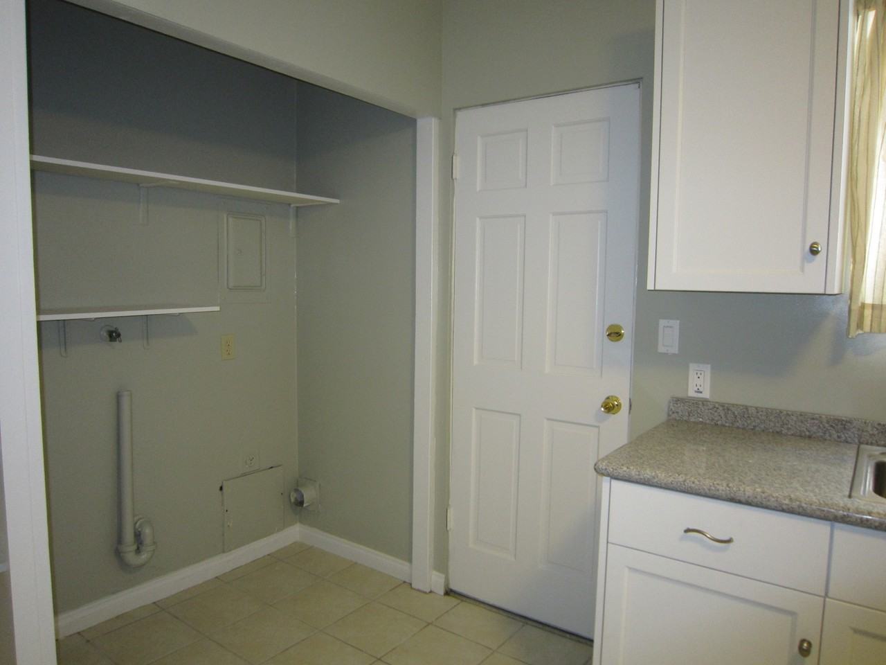 4164 Howard Ave #4164 - Photo 2 of 4