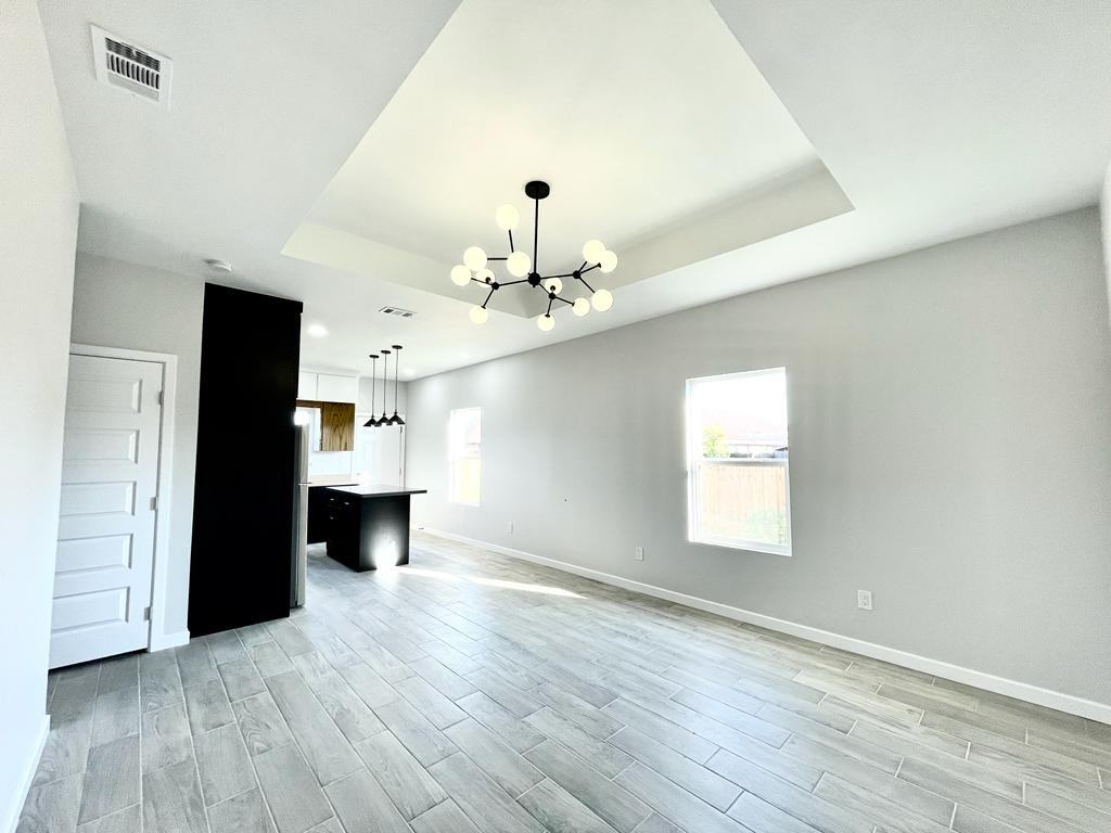 1006 S Sugar Rd #1 - Photo 3 of 13