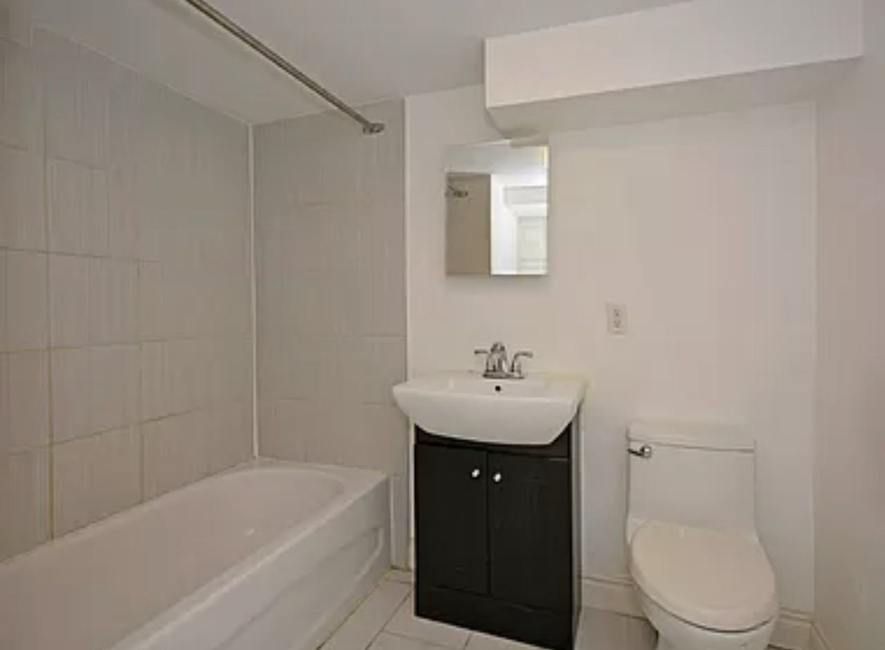 330 Harbord Street - Photo 6 of 7