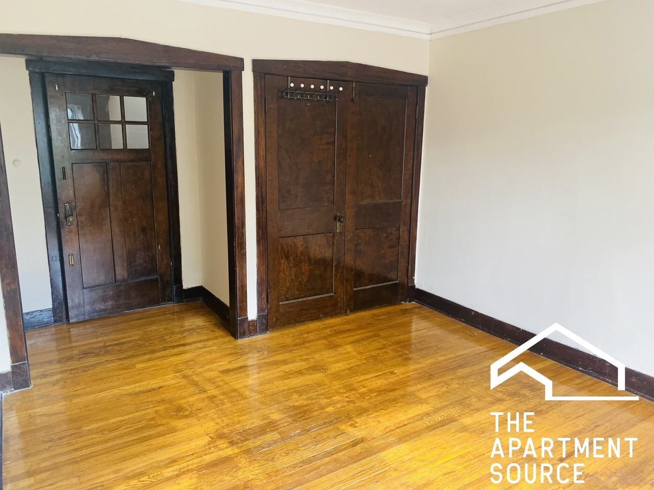 106 Lincoln Ave #2W - Photo 4 of 11