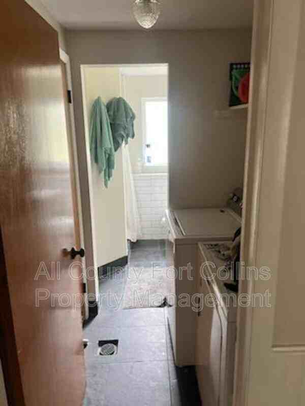 1412 Brentwood Dr - Photo 4 of 5