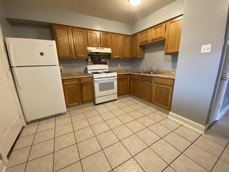8600 Patricia St - Photo 2 of 10