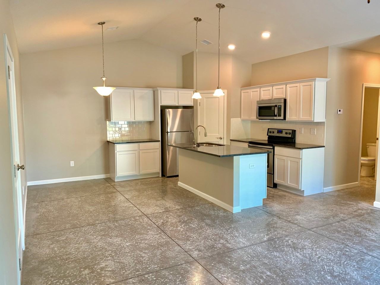 262-264 N Florence Street - Photo 3 of 20