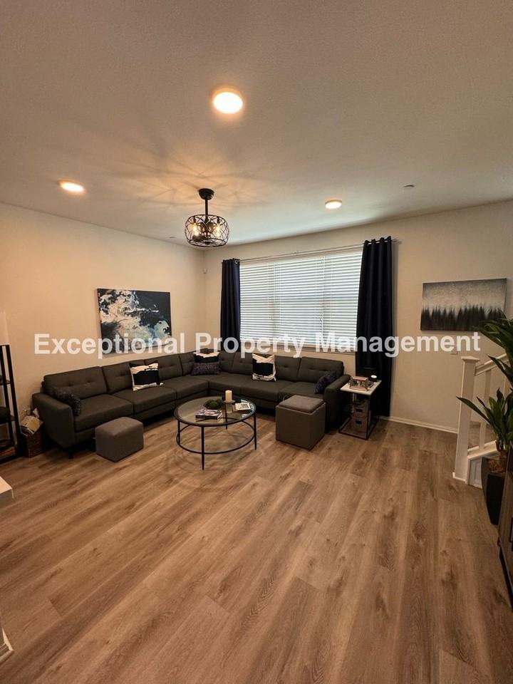 7754 Haywood Pl - Photo 2 of 20