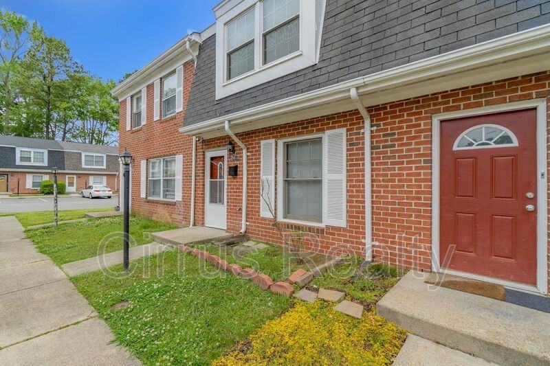 358 Susan Constant Dr - Photo 3 of 34