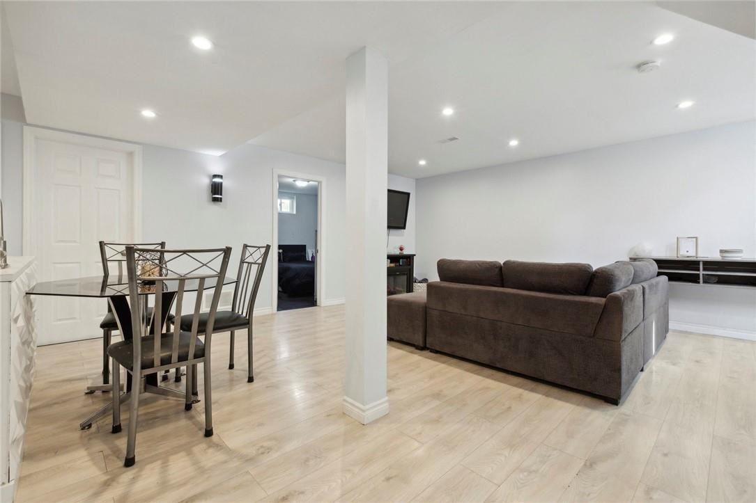 19 Sheridan Drive - Photo 3 of 15