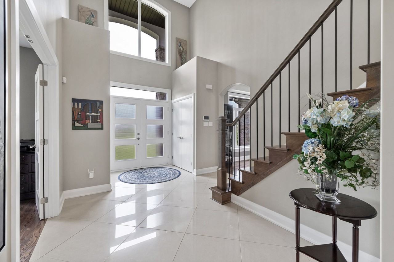 1842 Cedarlakes Way - Photo 3 of 50