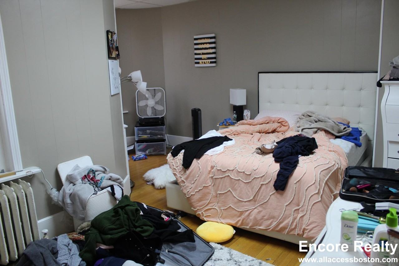 879 Beacon Street #21 - Photo 6 of 7