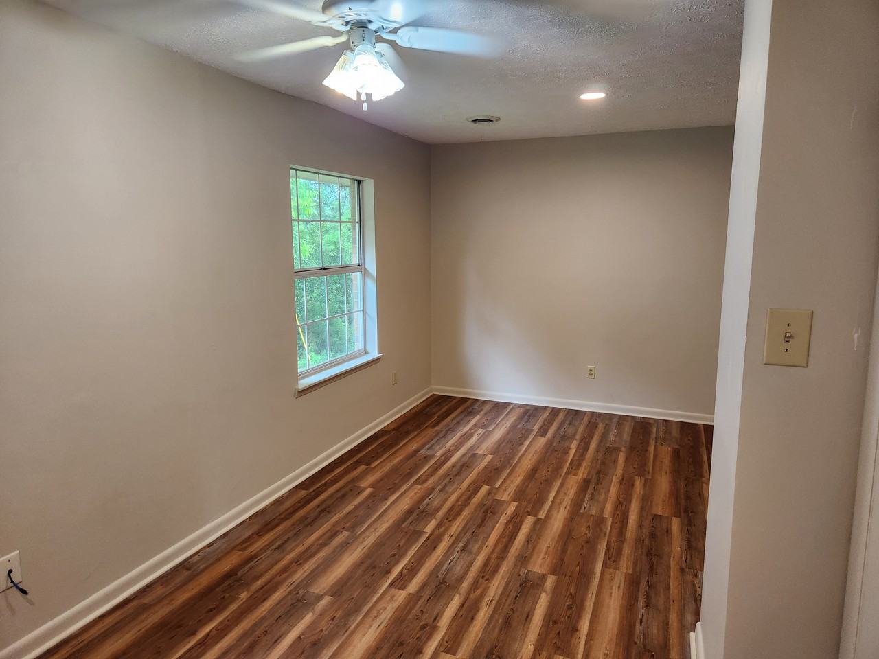 807 Sheffield Ln #NA - Photo 2 of 23