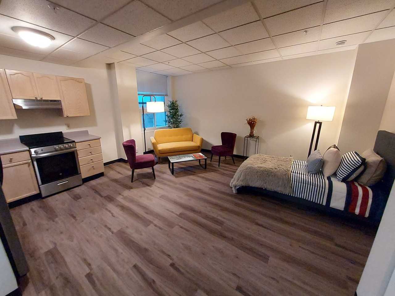 Sixth & Pine Building - Photo 3 of 35
