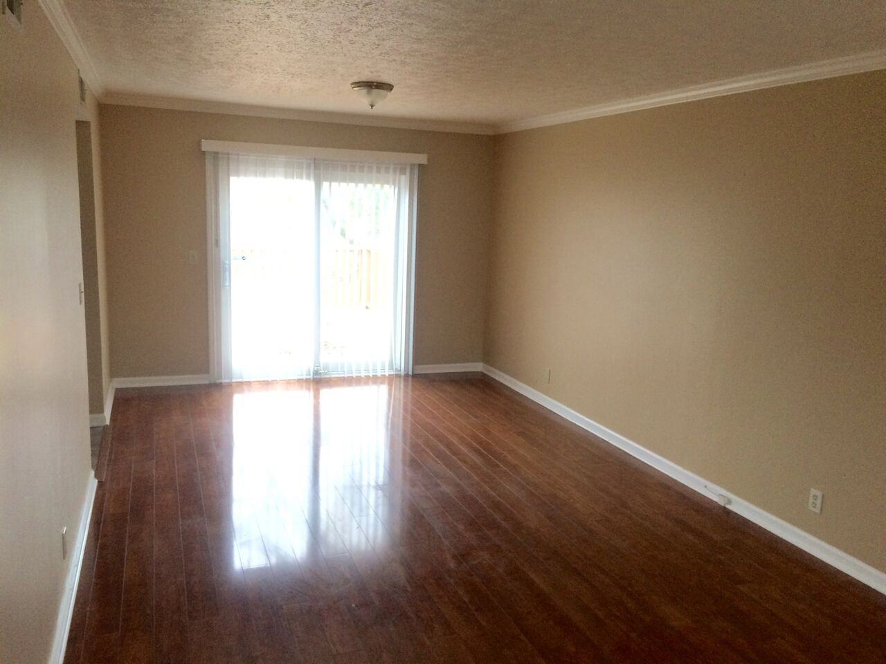1116 Dawnwood Dr - Photo 3 of 16