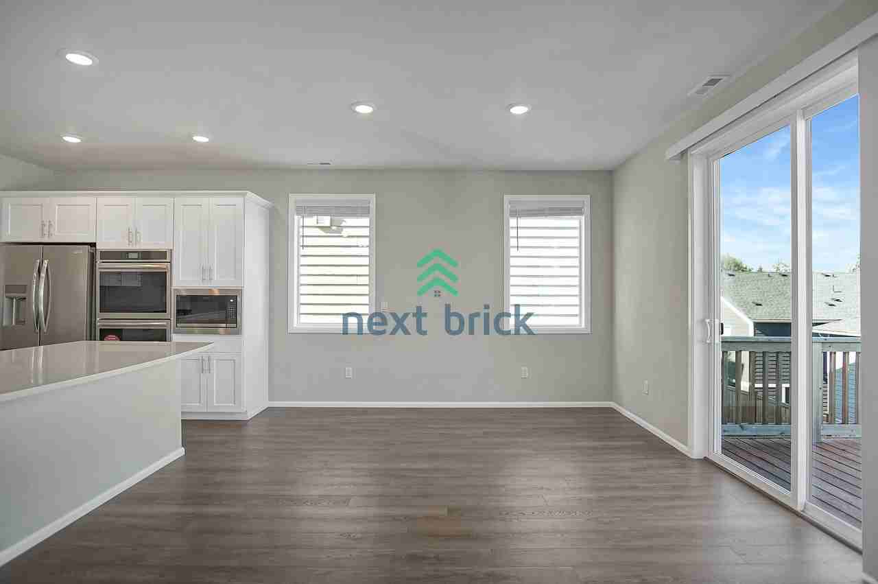 950 120th Ave Se - Photo 2 of 27