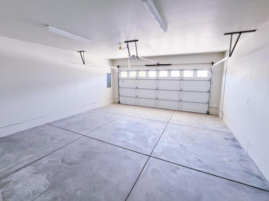 4750 Gebhard Rd - Photo 3 of 27