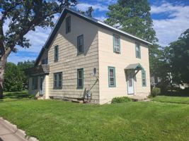 featured image of 610 8th St Sw