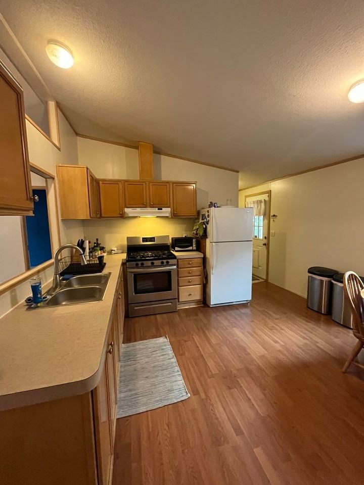 1643 W Sherrie Dr - Photo 4 of 17