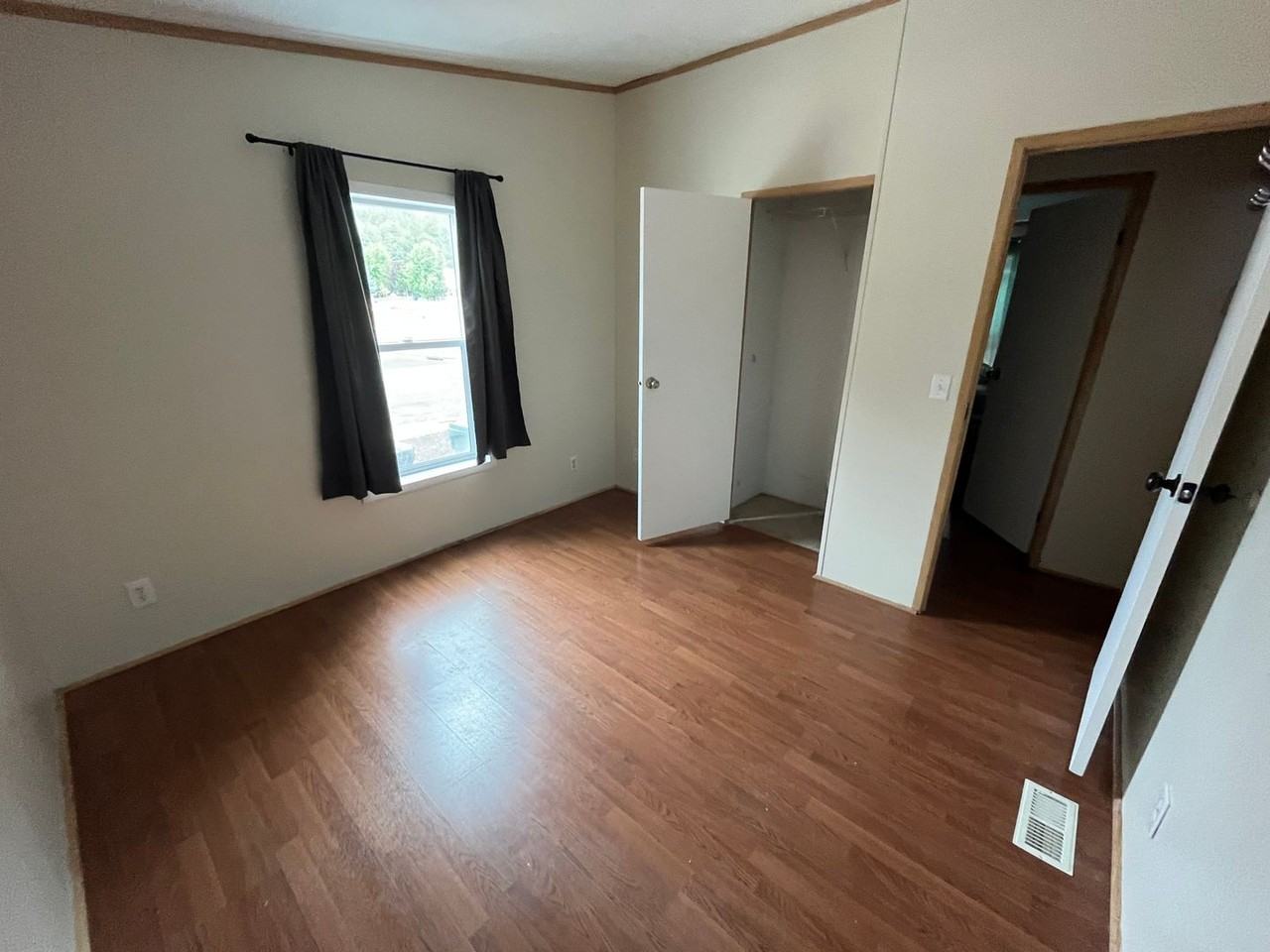 1643 W Sherrie Dr - Photo 7 of 17