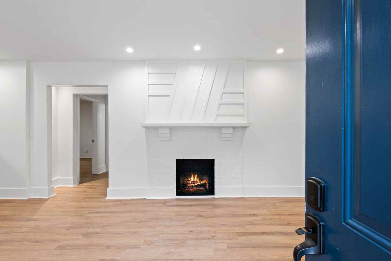 636 Francis Pl Nw - Photo 3 of 29