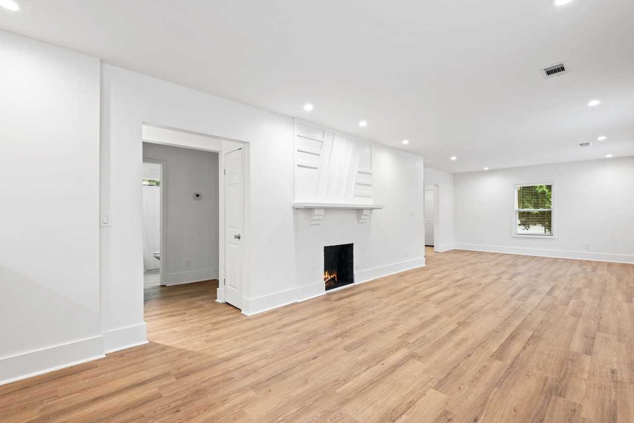 636 Francis Pl Nw - Photo 5 of 29