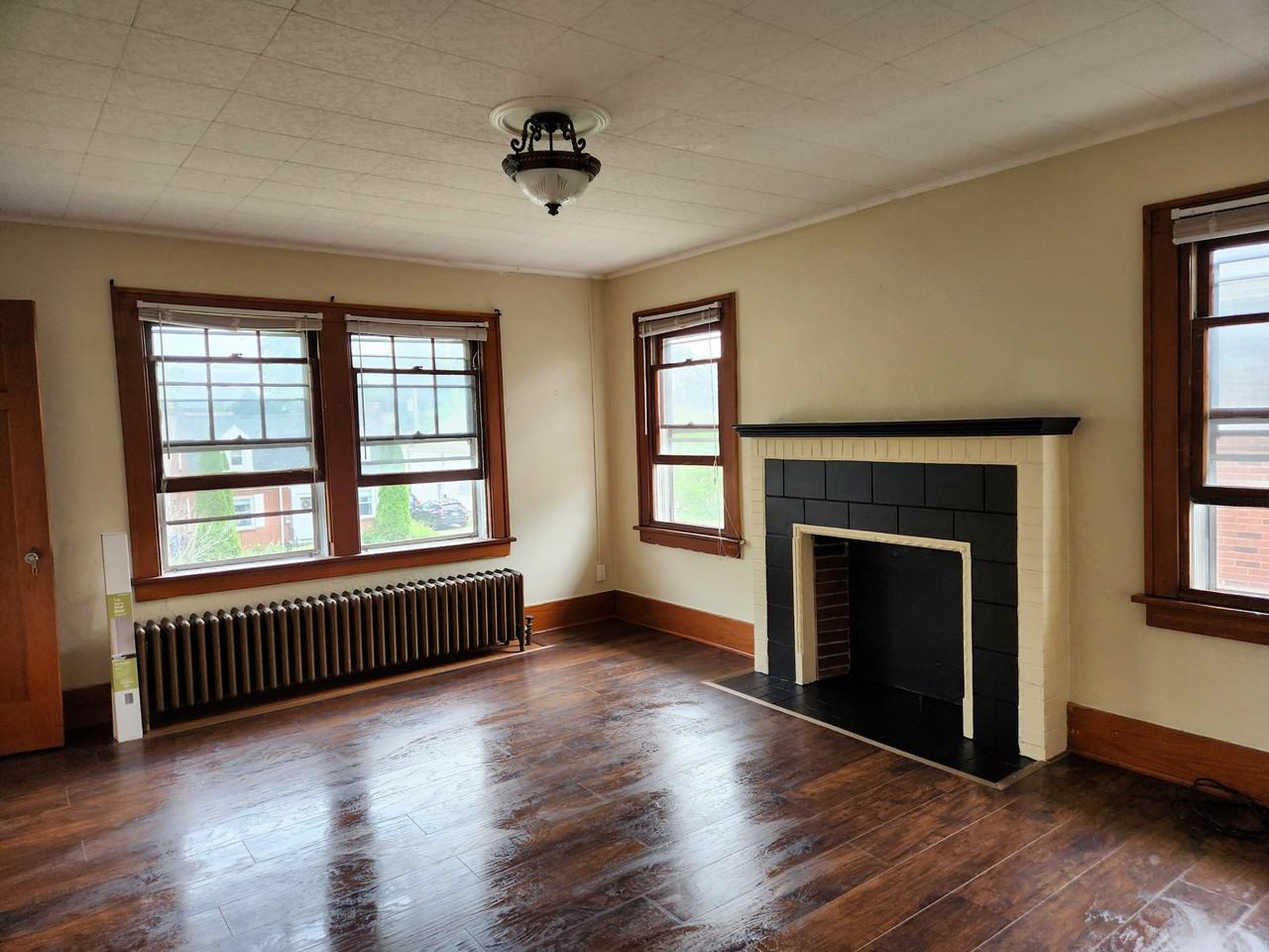 178 Ridgewood Rd #3 - Photo 2 of 9