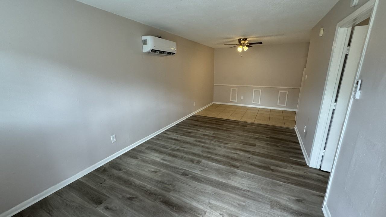 605 Sunset Ln #C - Photo 4 of 16